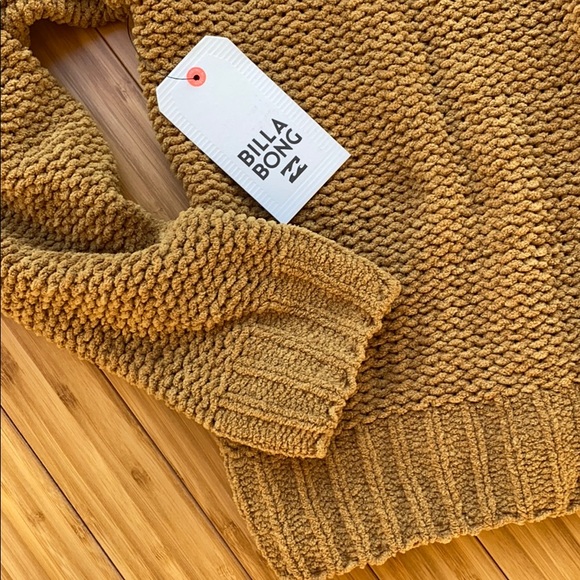 🔶🔸BILLABONG ON A ROLL CHENILLE SWEATER🔸🔶 - Picture 11 of 12